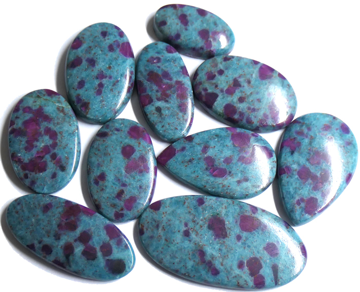 cyanite avec rubis inde