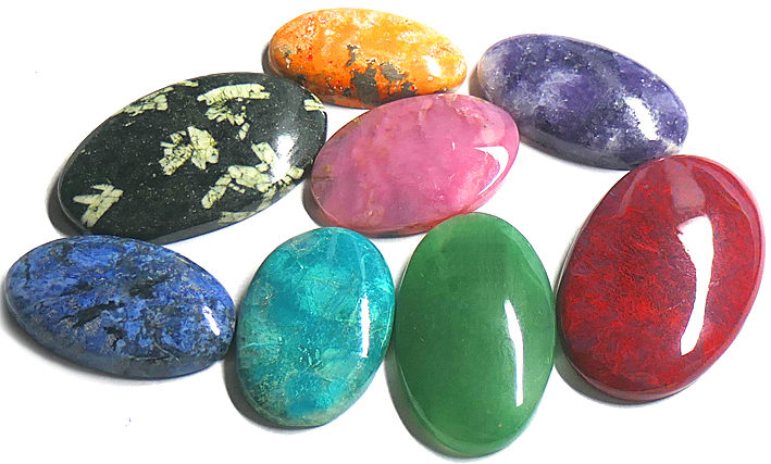 assortiment de cabochons divers