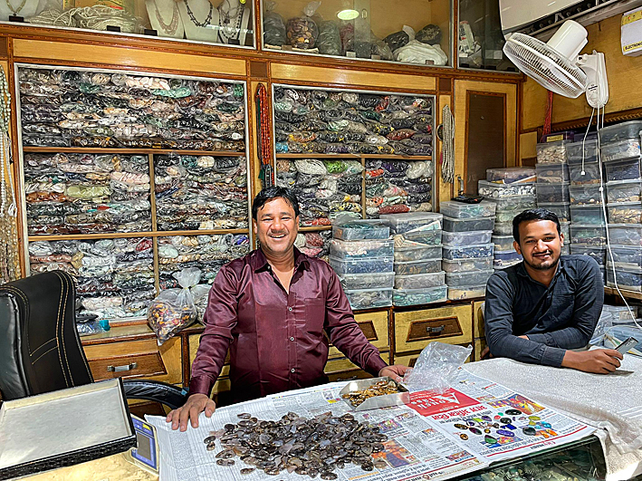 vendeur pierres ornementales jaipur