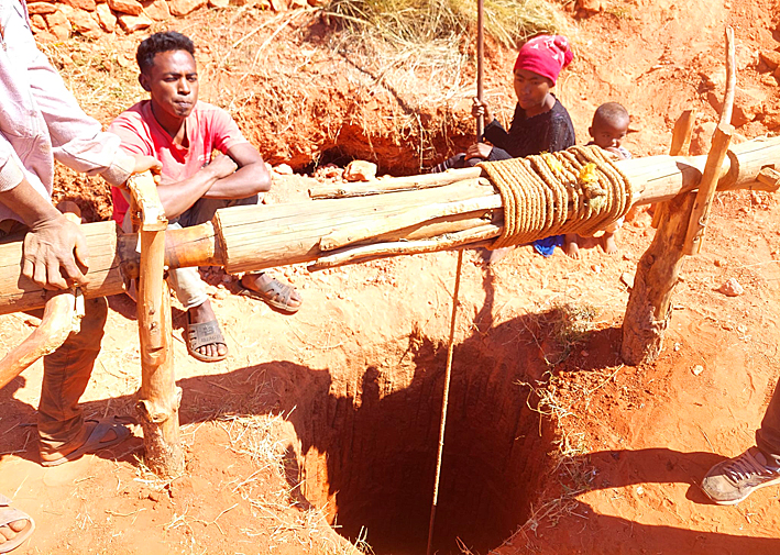 tourmaline et gemmes fines ibity