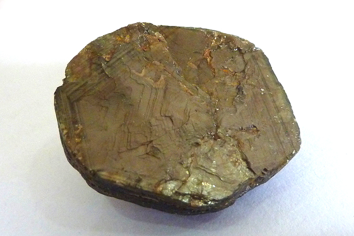 saphir doré brut thailande