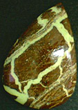 Chrysoprase sur matrice