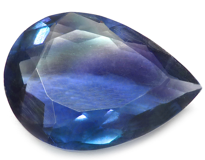 Pierre Fluorite Taillée Magnifique - 23 Carats - Objet De Collection Ou De Lithothérapie
